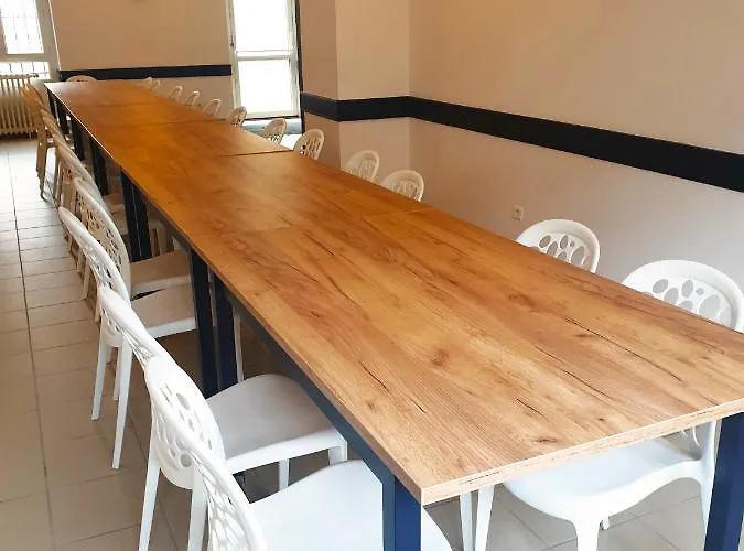 Coliwork Le Saint Hotel *