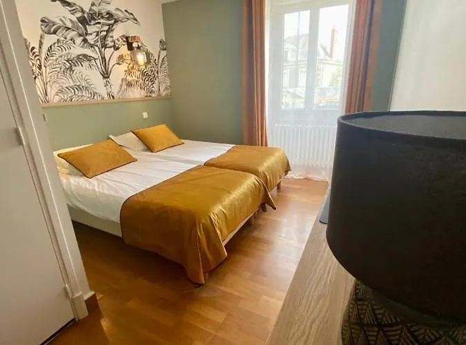 Coliwork Le Saint Hotel *