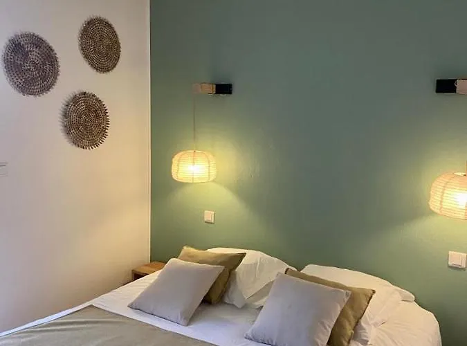 Coliwork Le Saint Hotel Dange-Saint-Romain