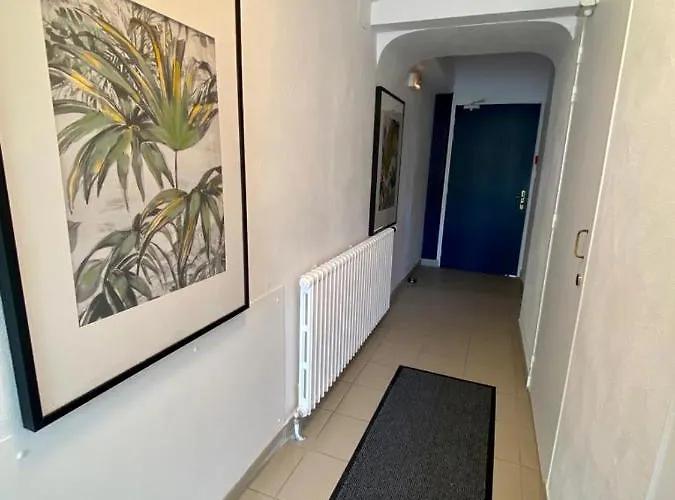 Coliwork Le Saint Hotel