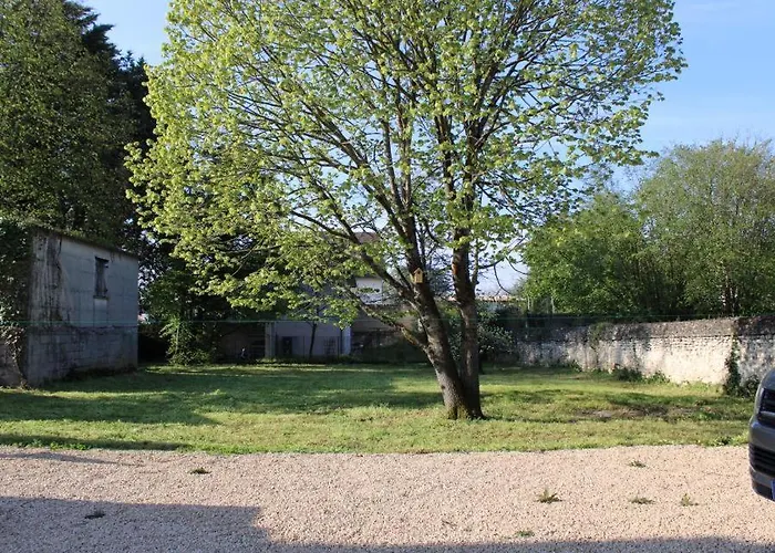 Hotel Coliwork Le Saint Dange-Saint-Romain