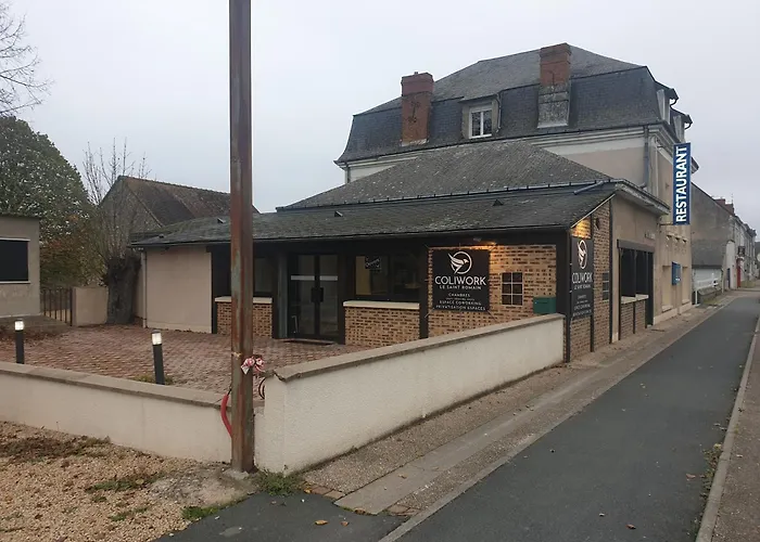 Hotel Coliwork Le Saint Dange-Saint-Romain