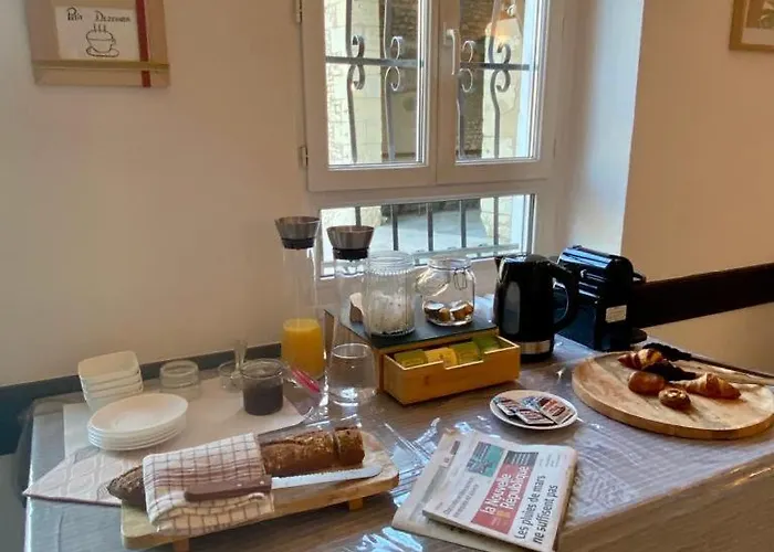 Coliwork Le Saint Hotel Dange-Saint-Romain