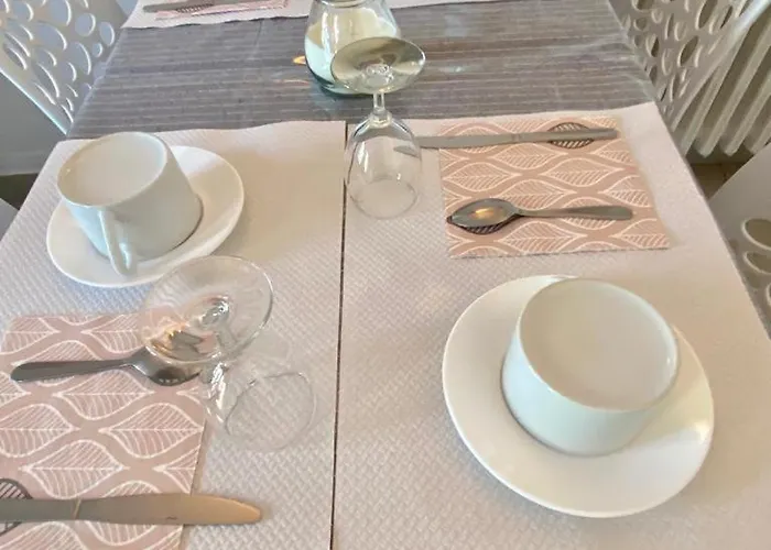 Coliwork Le Saint Hotel Dange-Saint-Romain